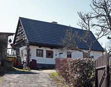 Bou dm p. 22 s hrzdnm ttem (1).jpg