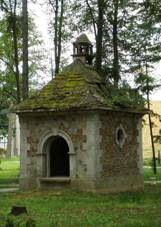 Kamenn Dvr Chateau Chapel.jpg