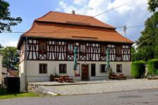 Kosteln Bza Zartnerv hostinec srpen 2020 (1).jpg