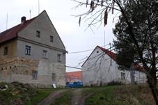 Nov Dvr Doln Pochlovice bezen 2020 (1).jpg