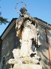 File:Socha sv. Jana Nepomuckho (Hnojice).JPG