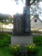 Chanovice Pamtnk.JPG