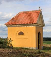 Honezovice, chapel 2.jpg