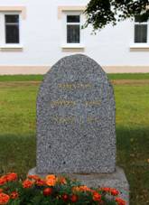 Lisov, memorial.jpg