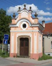 Kaple svatho Jana Nepomuckho ve Verubech u kiovatky (Q38186777).jpg