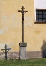 K ve Verubech u kostela (Q66054965) 01.jpg