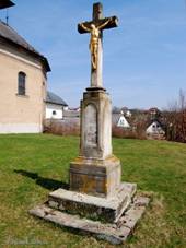 K u kostela (foto: Kamler)