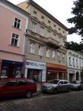 umperk, nmst Mru 19.JPG