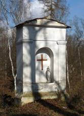 http://upload.wikimedia.org/wikipedia/commons/thumb/0/06/Sob%C4%9Bslav-%C4%8Ceraz%2C_wayside_shrine_01.jpg/640px-Sob%C4%9Bslav-%C4%8Ceraz%2C_wayside_shrine_01.jpg