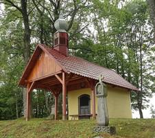 Obora, kaple u Obory od jv s kem ped kapl, 1.jpg