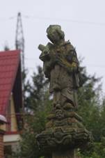 Oldřichov, socha II.jpg