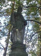 Strachovice, socha II.jpg