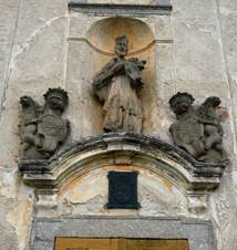 Sousosi Javorna zamek.JPG