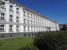 File:2021 AS Bval zemdlsk kola.jpg