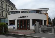 File:Kavrna Avion 2.jpg