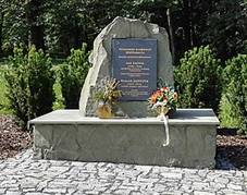 File:2019 Oldichovice pomnk.jpg