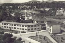 budova tineck radnice, tehdej Mst.NV, oteven 1952