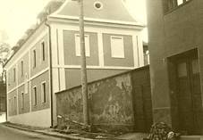 http://www.doubravnik.cz/pics/dum_cp_32_1999.jpg