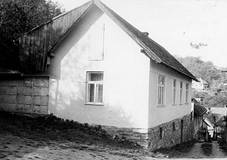 http://www.doubravnik.cz/pics/dum_cp_97_1995.jpg