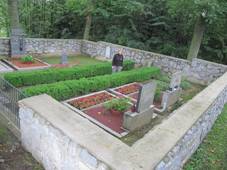 File:Hlubok, hbitvek.jpg