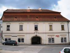 M욝ansk�_d�m_(Ti�nov),_Komensk�ho_n�m._103.JPG