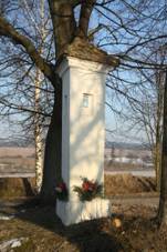 Wayside shrines in Beznk, Teb District.JPG