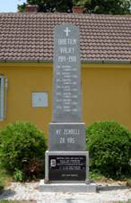 Horn� Bukovsko pomn�k.JPG