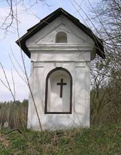 Maov (u Turnova) - kaplika sv. Anny u silnice z Kacanov.jpg