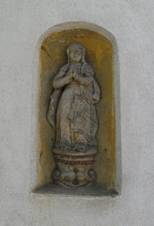 Volavec, relif svat na kaplice.JPG