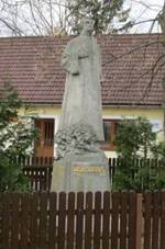 Socha mistra Jana Husa v Hornch Knekladech (Q80460840).jpg