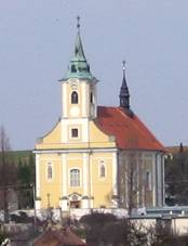 https://upload.wikimedia.org/wikipedia/commons/8/81/Jalub%C3%AD_Kostel_sv._Jana_K%C5%99titele_Church.jpg