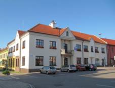 Kunovice, radnice.jpg