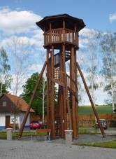 Rozhledna Slovacky dvur 1.JPG