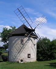 File:tpa-vtrn mln.JPG