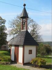 Svrov (UH), zvonice.JPG