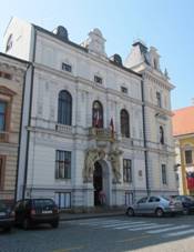 Uhersk Hradit, nov radnice.jpg