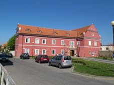 Uhersk Hradit, galerie.jpg