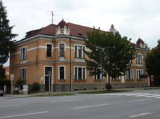 Uhersk Hradit, Malinovskho p. 368, z rohu.JPG