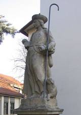 Vesel nad moravou kostel p. marie socha sv. vendelna.jpg