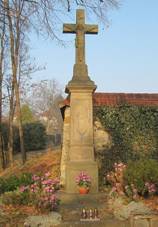 Bojkovice, k u kostela.jpg