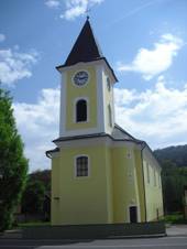 Star Hrozenkov, kostel.JPG