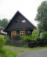 Valasska senice chalupa.jpg