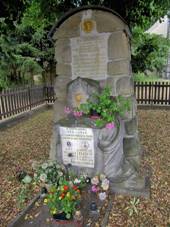 Vrbtice (Vlachovice), pomnk.jpg