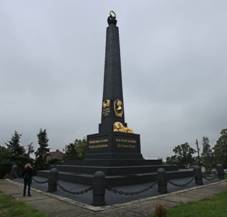 Schlacht bei Kulm - sterreichisches Denkmal (01-2).jpg