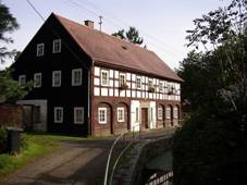 File:Venkovsk� usedlost, Pod str�n� 442, Varnsdorf.JPG
