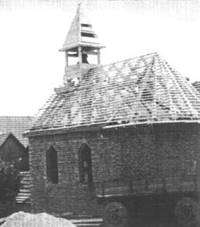 Kaple_zbourana_v_roce_1973.jpg
