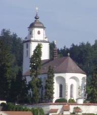 Kostel netin z cesty do olsi nad oslavou.jpg