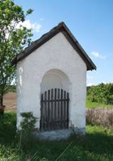 Wayside chapel in Rohy, Teb District.JPG