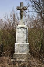 Wayside cross by Frankv Zhoec.jpg