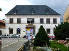 Budova renesannho luternskho gymnzia z r. 1578.JPG